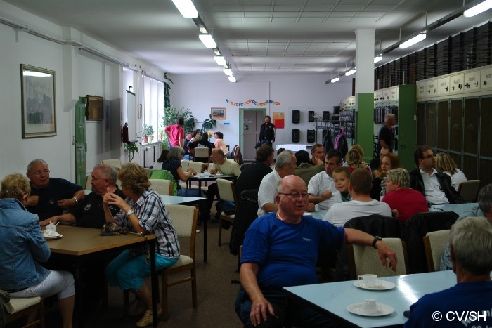 Bild: Ziel des Tagesausfahrt war das Industriedenkmal in Zschornewitz. Die Curbici-Teilnehmer besuchten hier das Museum des einstigen und weltweit größten Kohlekraftwerks. Zudem gab es in geselliger Runde Kaffee und Kuchen.