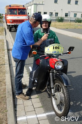 Bild: Eine Durchschnittsgeschwindigkeit von 28 km/h von Wolfen bis nach Großzöberitz: Die Sonderprüfung reichte über mehrere Kilometer und war deshalb auch nicht einfach zu meistern.