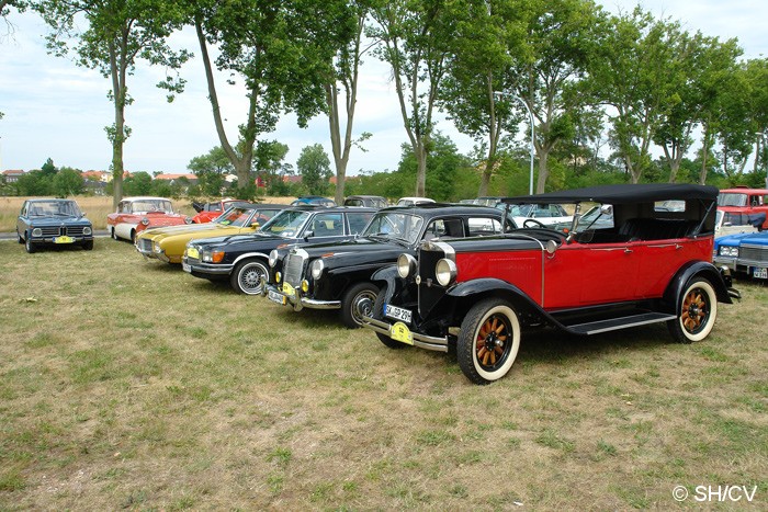 Bild: Fahrzeugausstellung auf dem Gelände des Filmmuseums in Wolfen.